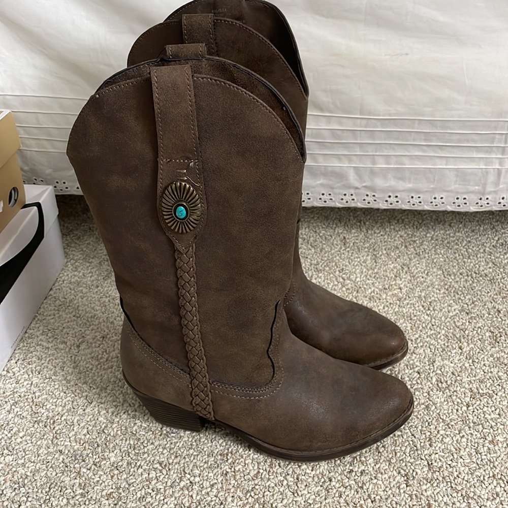 suede cowboy boots